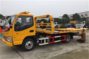 寒亭哪里有拖车服务